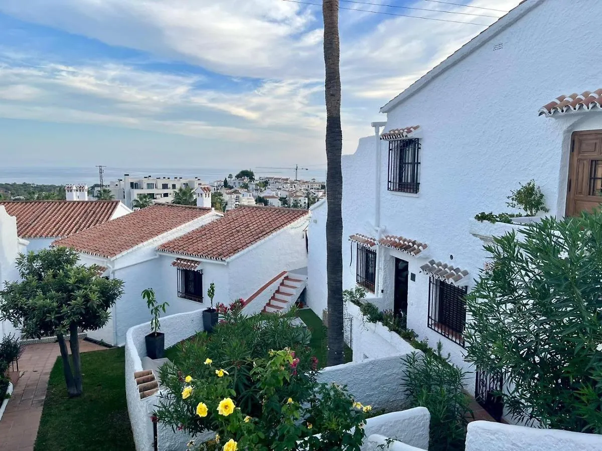 Apartment Capistrano Village Leo'S Smile House, By Vg Nerja Spain